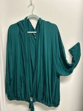 Torrid Super Soft Plus Lightweight Tee Shirt style Open Front Cardigan